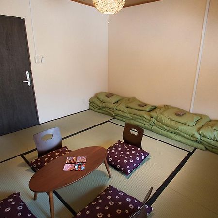 Guesthouse Omotenashi Киото Экстерьер фото