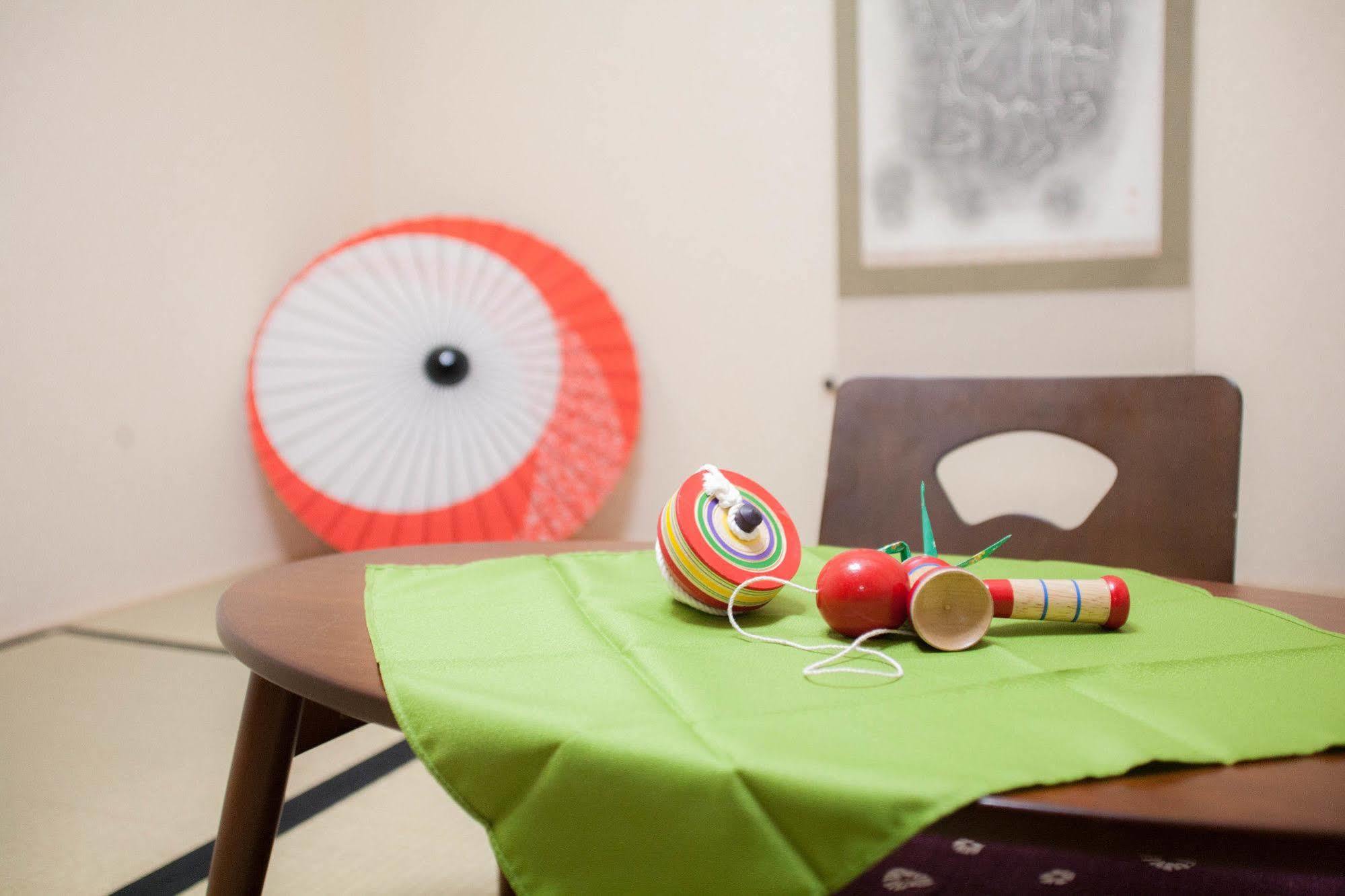 Guesthouse Omotenashi Киото Экстерьер фото