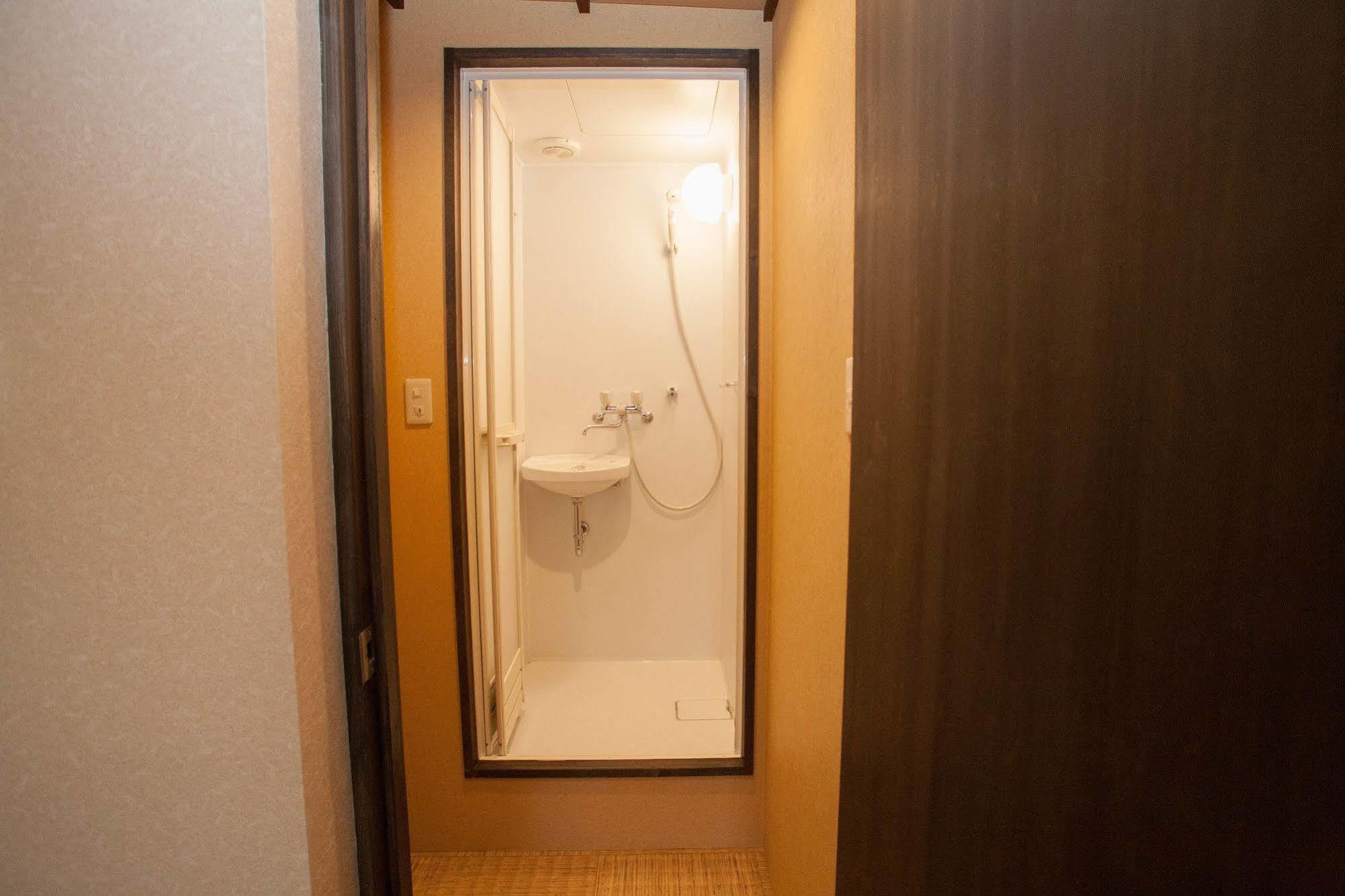 Guesthouse Omotenashi Киото Экстерьер фото