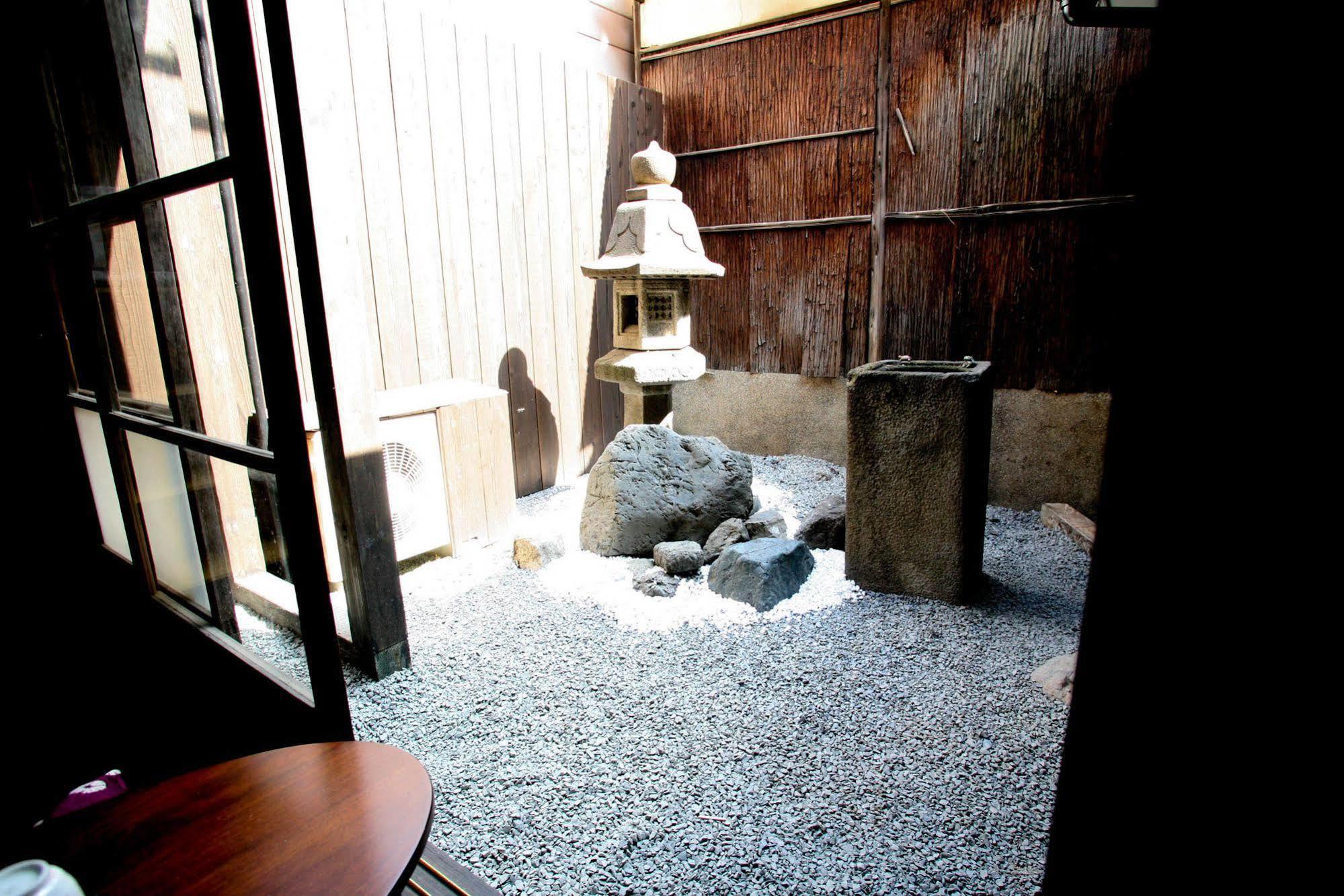 Guesthouse Omotenashi Киото Экстерьер фото