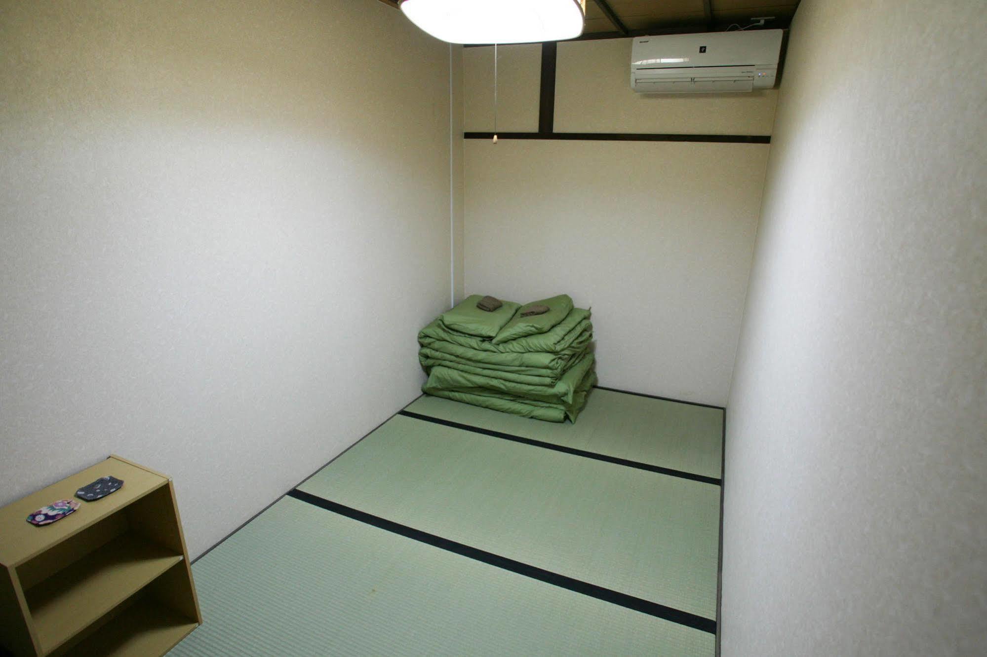 Guesthouse Omotenashi Киото Экстерьер фото