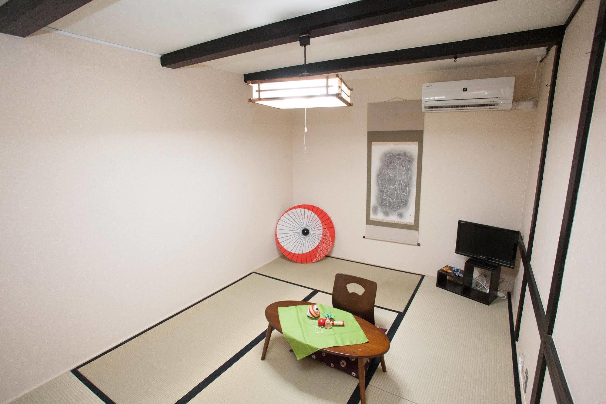 Guesthouse Omotenashi Киото Экстерьер фото
