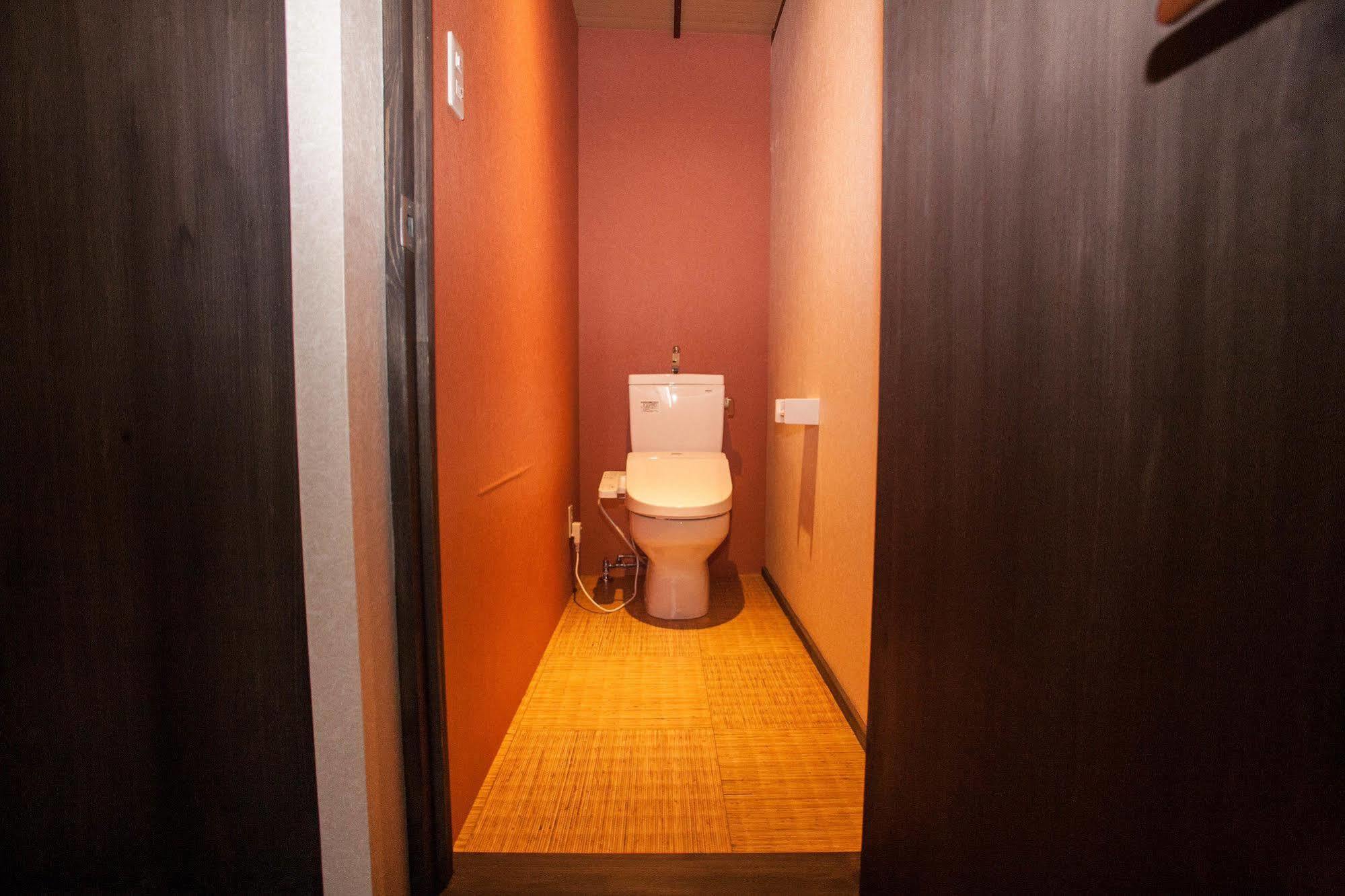 Guesthouse Omotenashi Киото Экстерьер фото