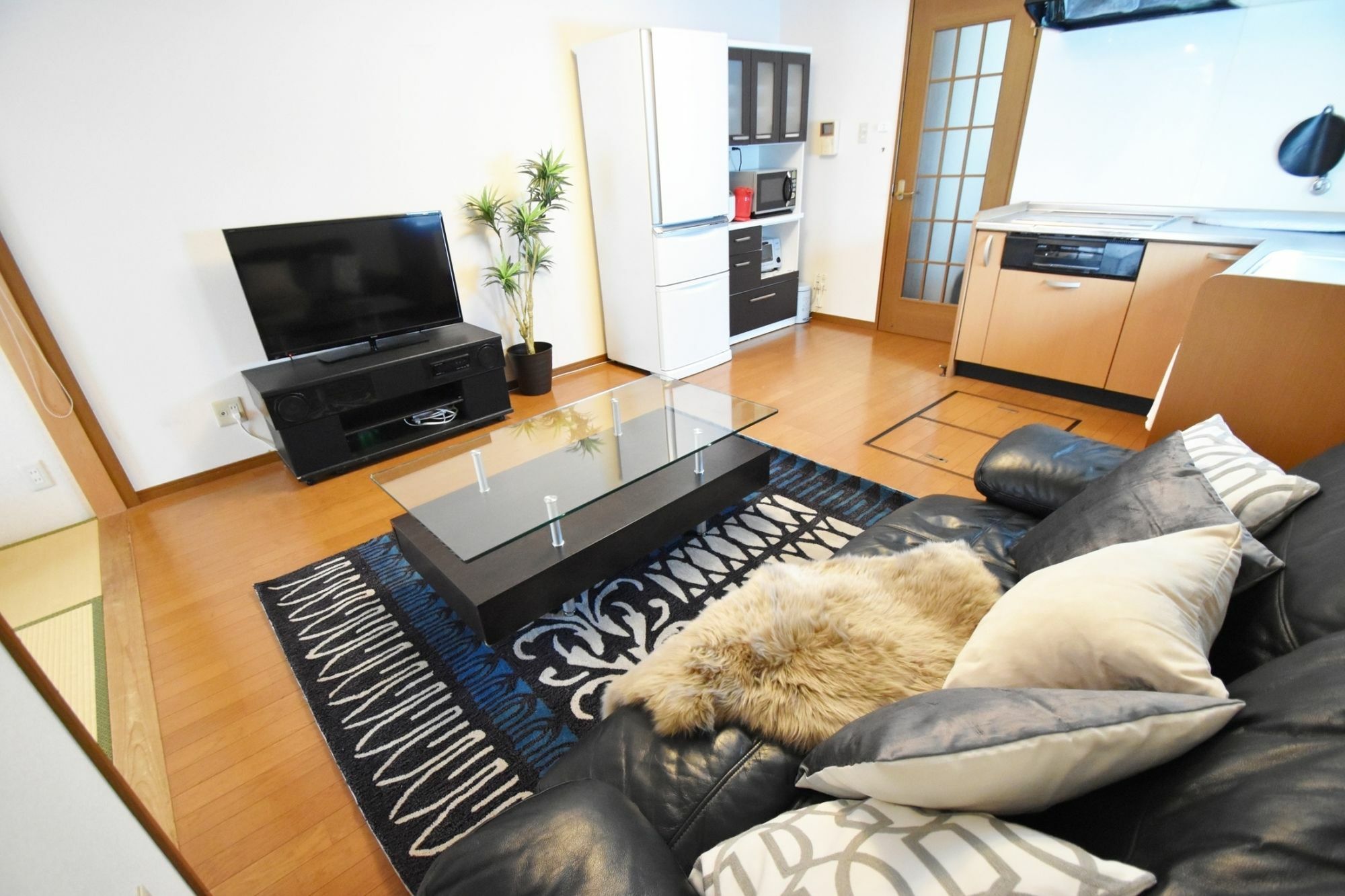 Guesthouse Omotenashi Киото Экстерьер фото